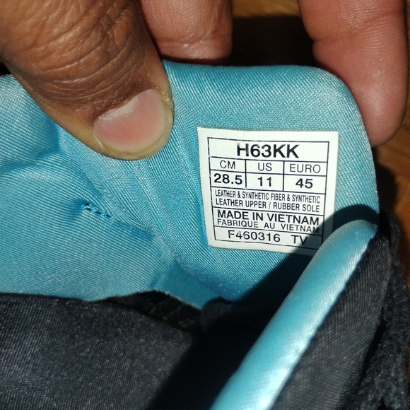 Asics Gel Lyte III x WALE x VILLA IC Champion WWE Metallic Gold MEDAL Size 11 - Picture 11 of 14